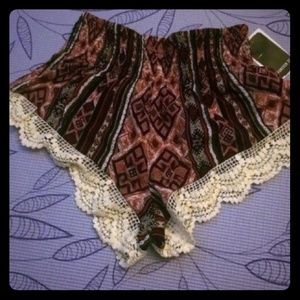 Tribal Print Lace Trim Shorts