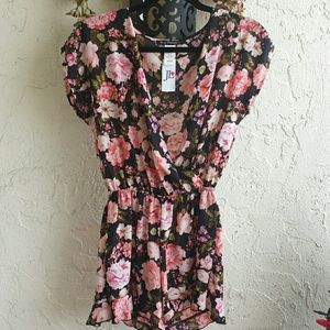 Brand new Floral romper!