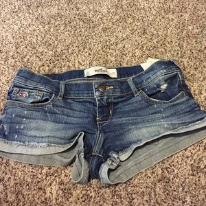 Hollister Short Shorts✌️