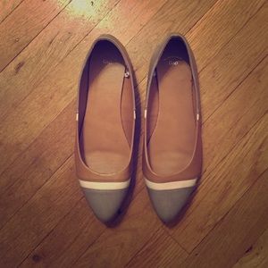 GAP Flats Size 9