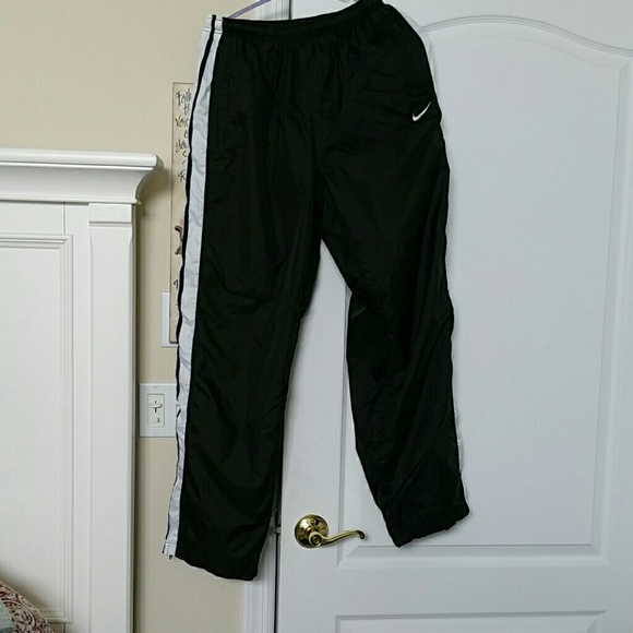 Nike wind breaker pants