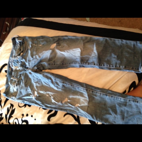 American Eagle Capris!