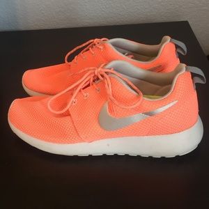 Coral Roshe Runs!