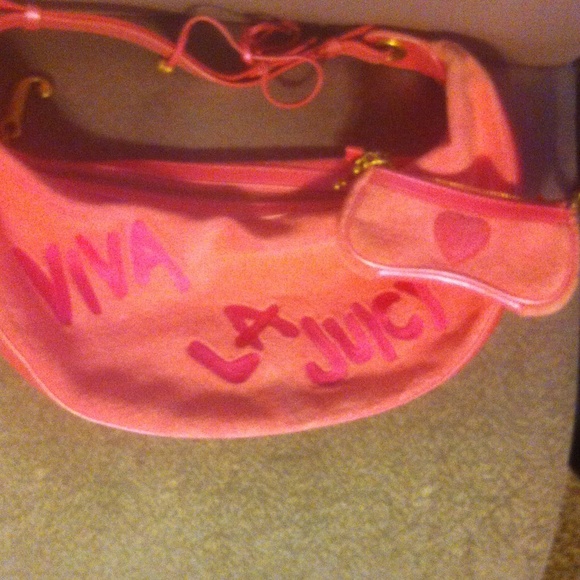 Hand bag w/ coin purse juicy couture