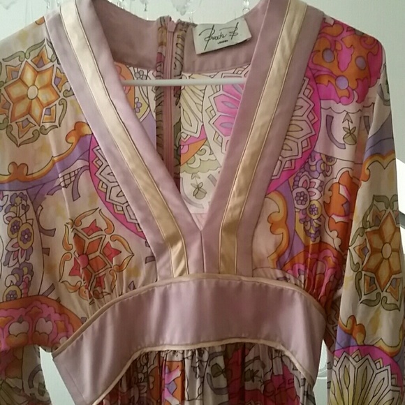 Dress - Picture 2 of 3
