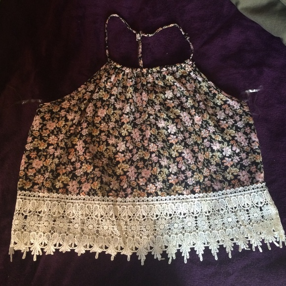 🚫SOLD🚫Floral tank top with lace bottom - Picture 1 of 3