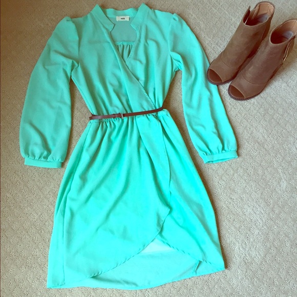 Beautiful turquoise dress