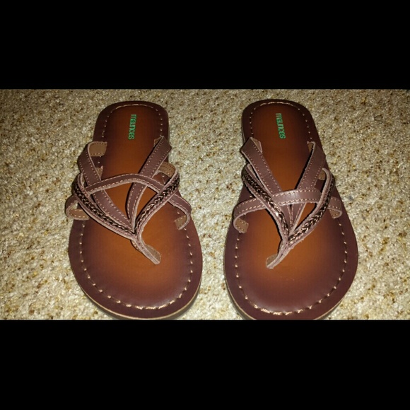 Maurices Shoes - Brown strappy sandals