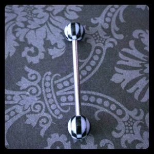 Checkered ball industrial bar