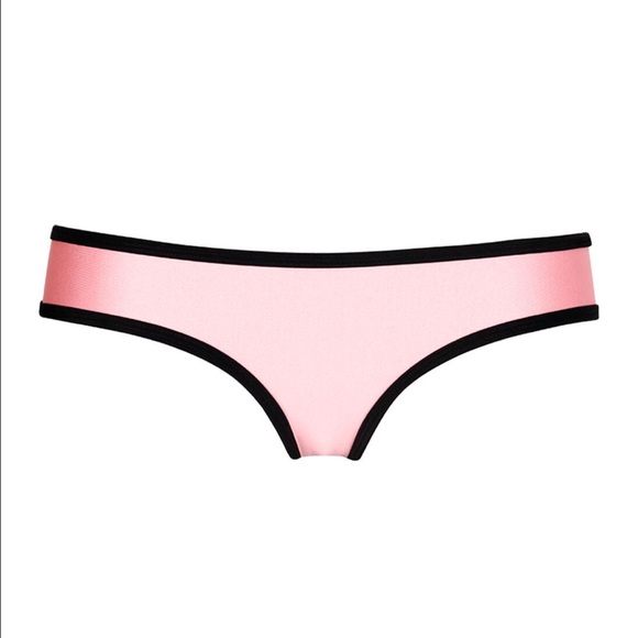 triangl medium bottoms in California coral