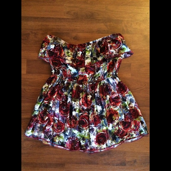 Floral peplum tube top