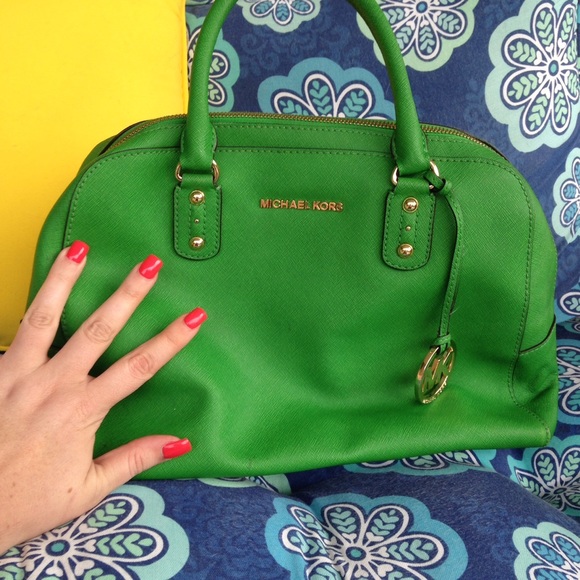 Authentic Michael KORS - Kelly Green