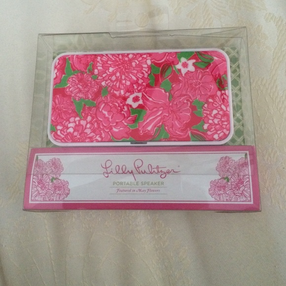 Lilly Pulitzer May Flowers Portable Speaker