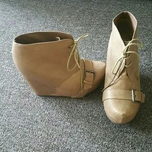 Reserved bundle! Steve Madden wedge booties