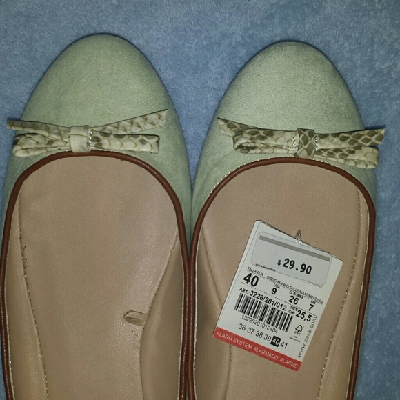 ZARA ballet flats