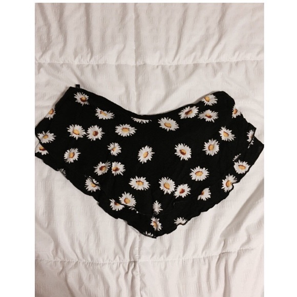 papaya daisy crop top