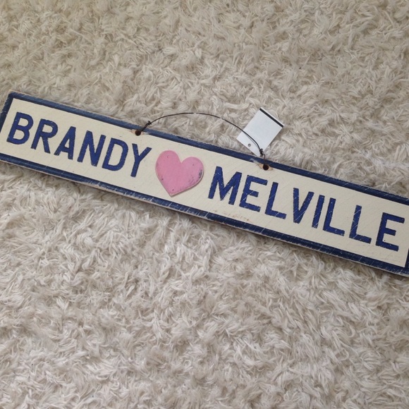 Brandy Melville Accessories - 💕Brandy Melville Sign💕