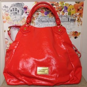 New MARC JACOBS Classic Q Red Tote Bag $538