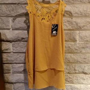 NWT Yellow lace tank