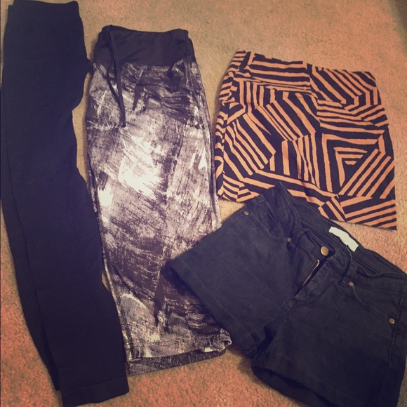 Black leggings,yoga pants,high waisted short/skirt