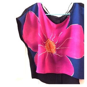 Lovely Floral Top 🌷🌸💐🌺