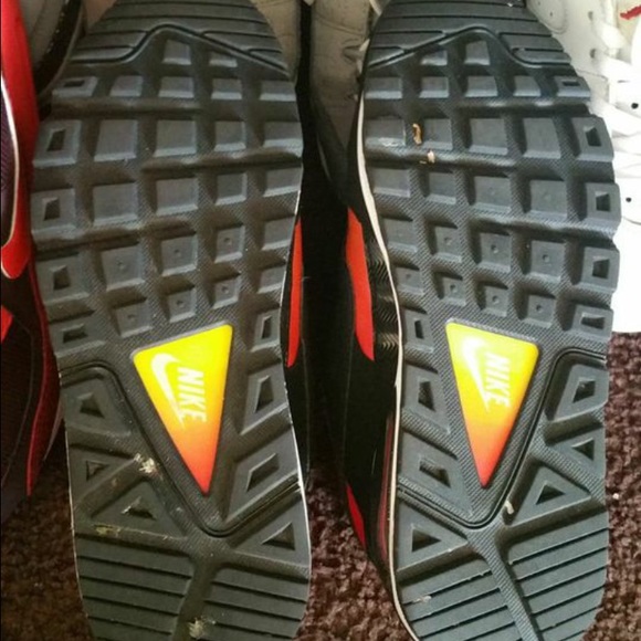 Air Max - Picture 3 of 4