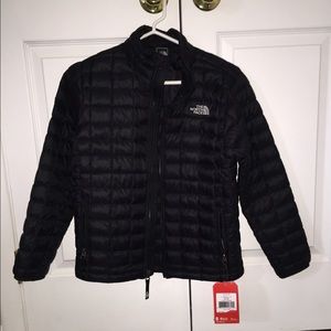 Black north face jacket