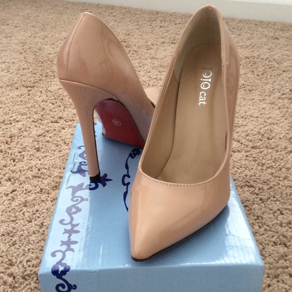 Women's beautiful shoes size 38 like new