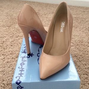 Women's beautiful shoes size 38 like new