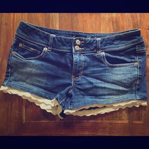 American Eagle Shorts with lace trim
