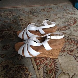 White cork wedge sandal