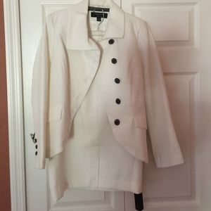 Business suit (never worn)