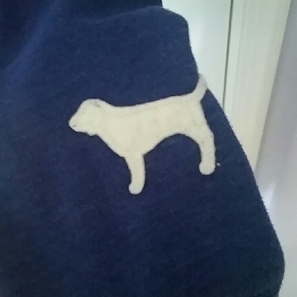 *SOLD* FINAL SALE!!! Victoria's Secret PINK hoodie - Picture 2 of 2