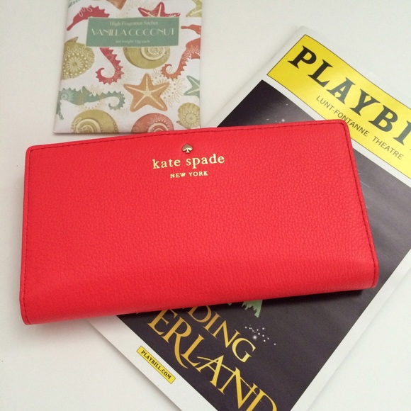 ✨HP✨Kate Spade Stacy/Cobble Hill Wallet