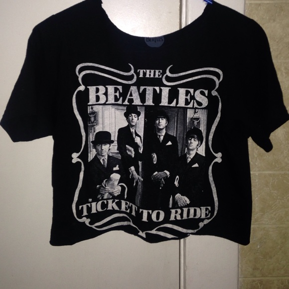 Hot Topic Tops - The Beatles cut shirt 📻