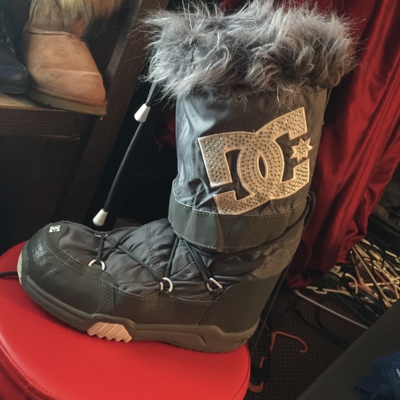Winter boots