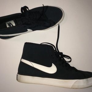 Nike High Tops Black