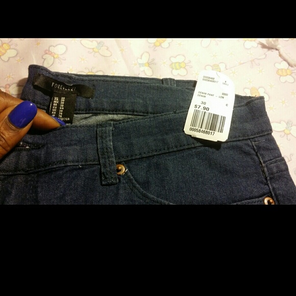Forever 21 Skinny Jeans - Picture 3 of 3