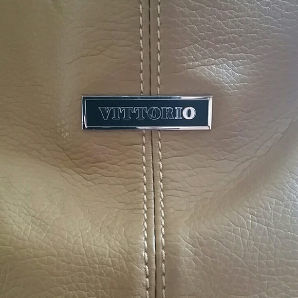 Handbag - Picture 2 of 3