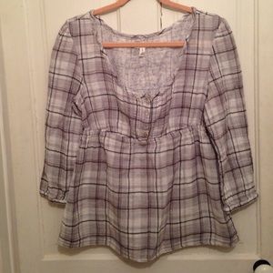 Aeropostale grey plaid shirt.