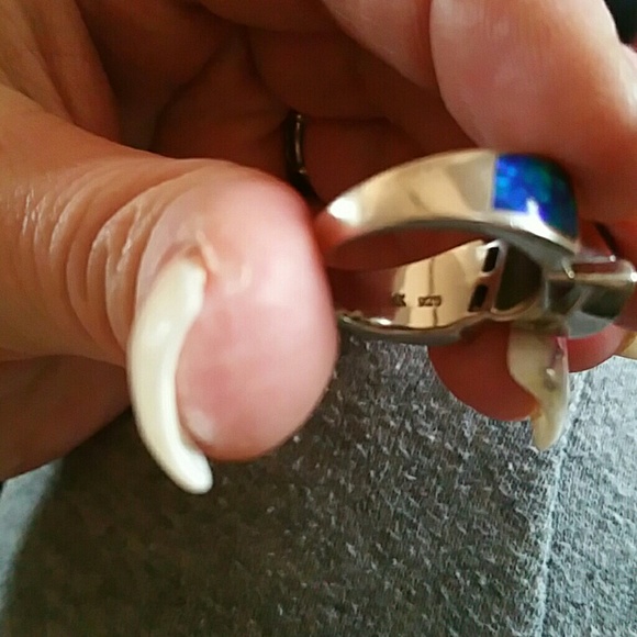 Ring - Picture 3 of 3