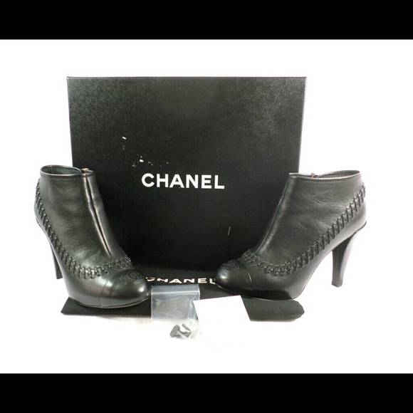 manolo blahnik borlak