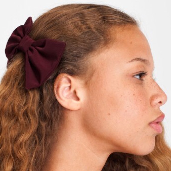 American Apparel Bow