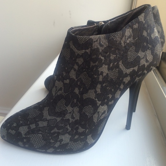 Giuseppe Zanotti Lace Booties