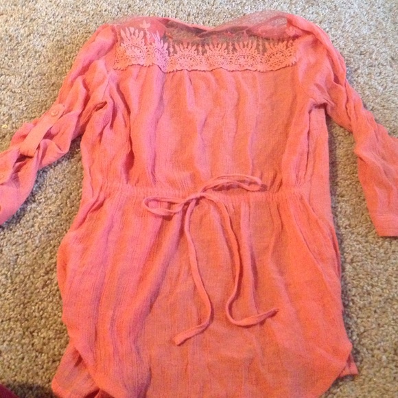 Button up top - Picture 2 of 3