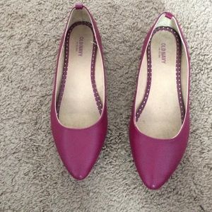 Maroon pointed flats