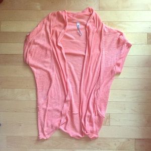 Peachy short sleeves cardigan