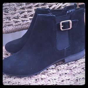 Nice black booties