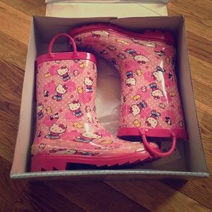 Hello Kitty Rainboots