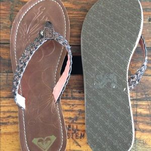 Roxy sandals